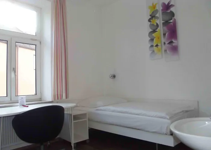 Hostel City Hostel *