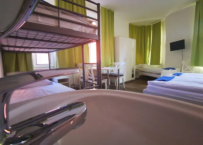 Hostel City Hostel *