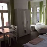 City Hostel *